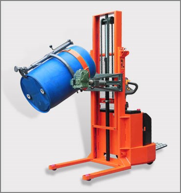 全電動(dòng)油桶搬運(yùn)翻轉(zhuǎn)車