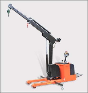 全電動(dòng)旋轉(zhuǎn)小吊機(jī)