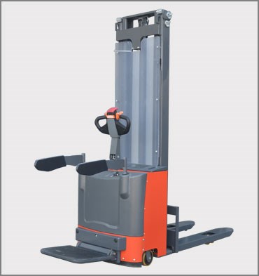 全電動(dòng)托盤堆垛車(YLFES10-15)標(biāo)準(zhǔn)型